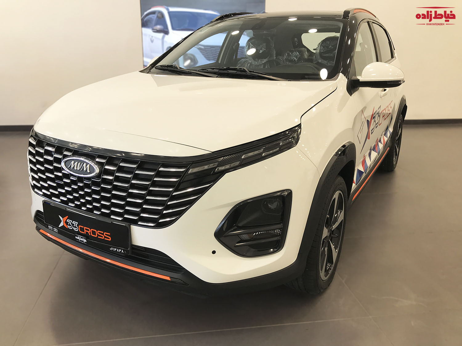 عکس ایکس 33 از روبرو