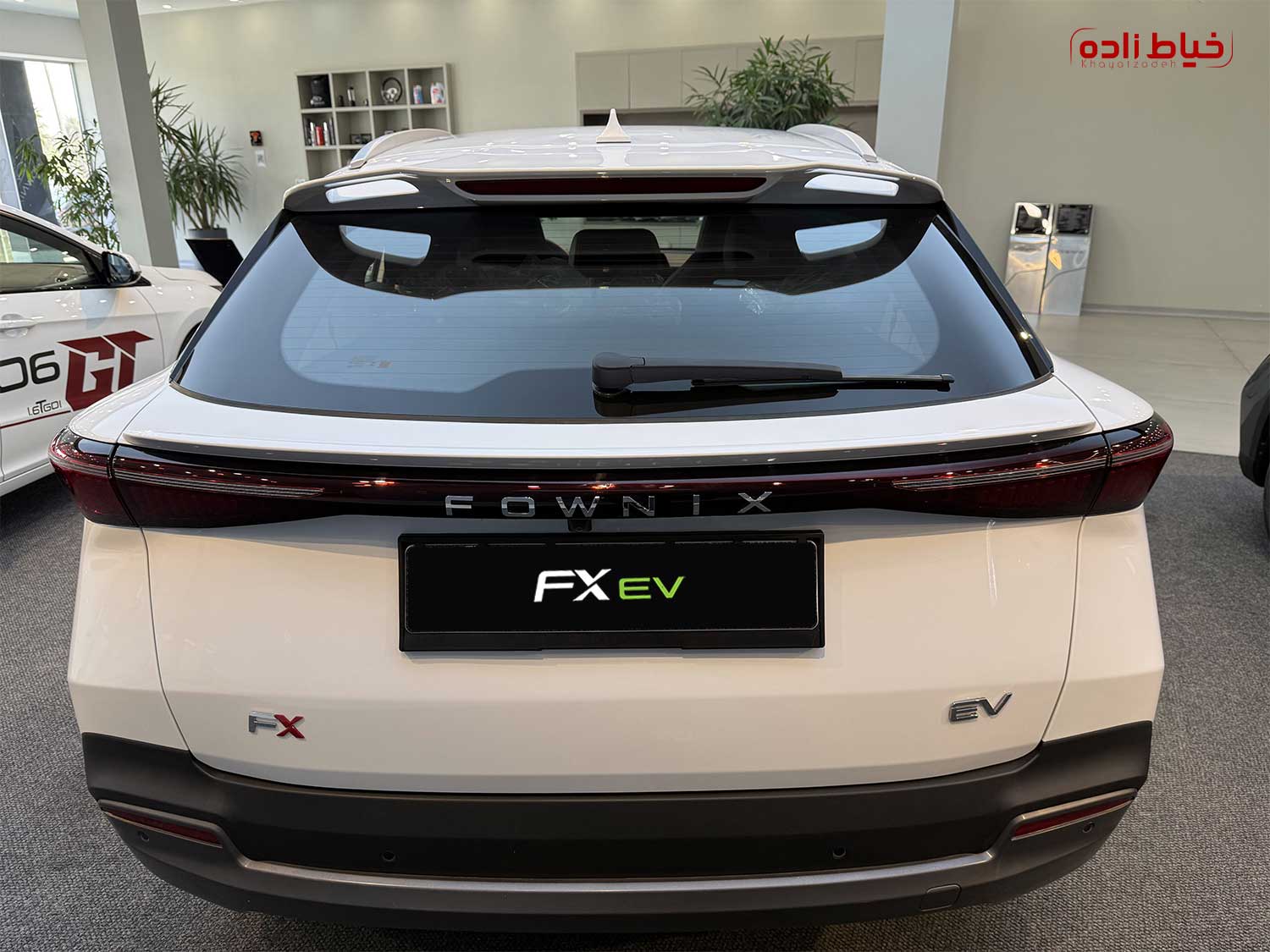 عکس اف ایکس برقی از نمای عقب